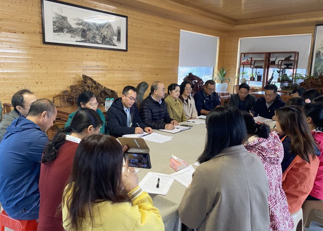 我队两支部与广西地质工会党支部联合开展共建活动